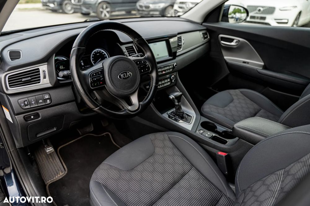 Kia Niro 1.6 GDI 2WD Aut. Spirit - 6