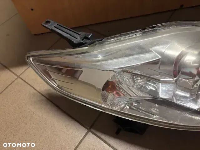 LAMPA PRZÓD LEWA PRAWA MAZDA 5 I - 3