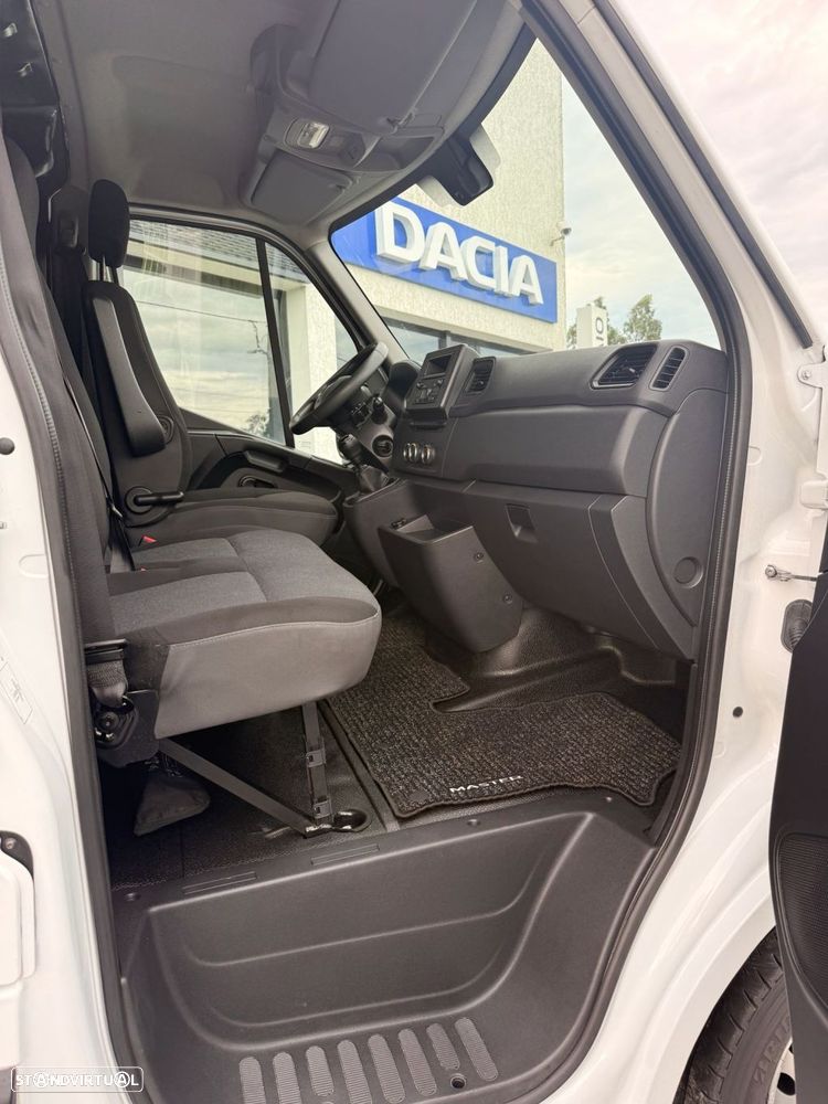 Renault Master 2.3 dCi L2H2 3.5T - 19