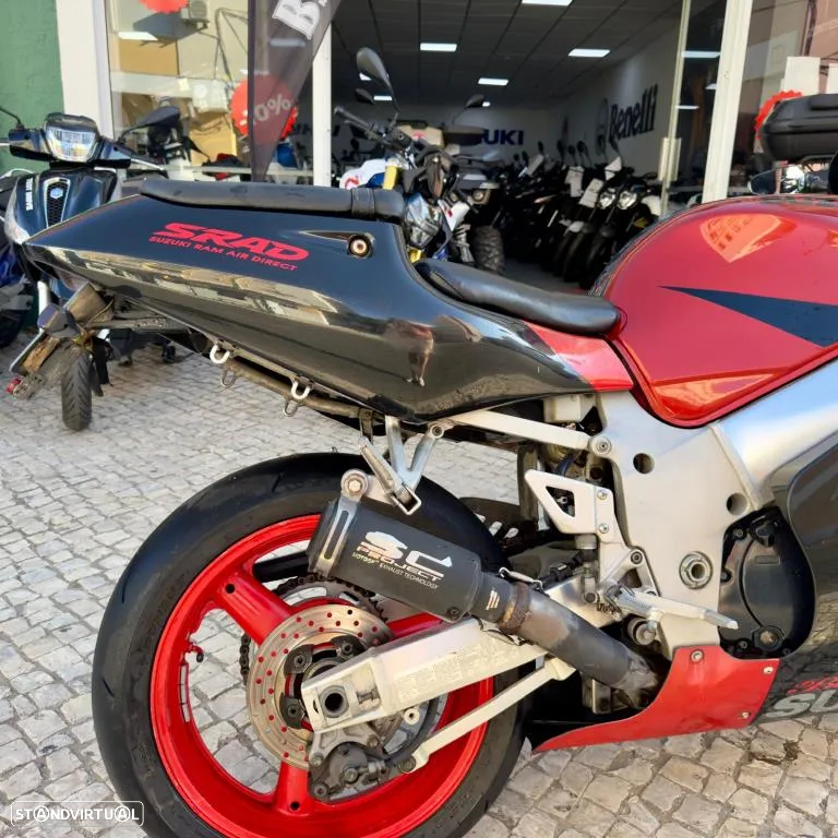 Suzuki GSX-R 600 SRAD - 5