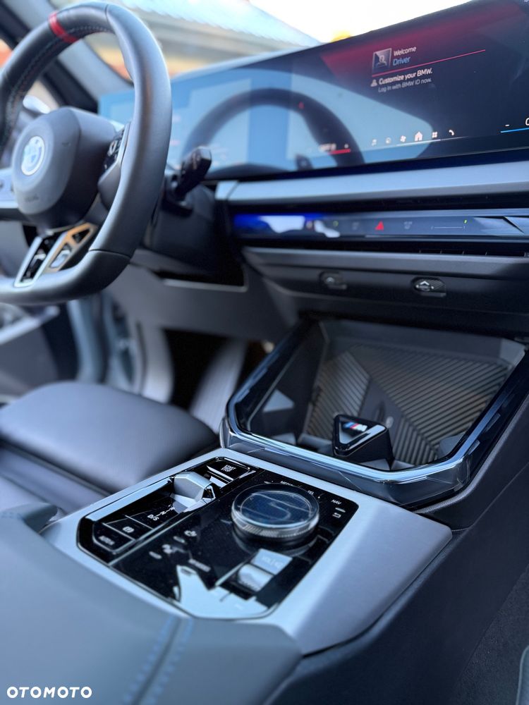 BMW X3 xM50 mHEV - 21