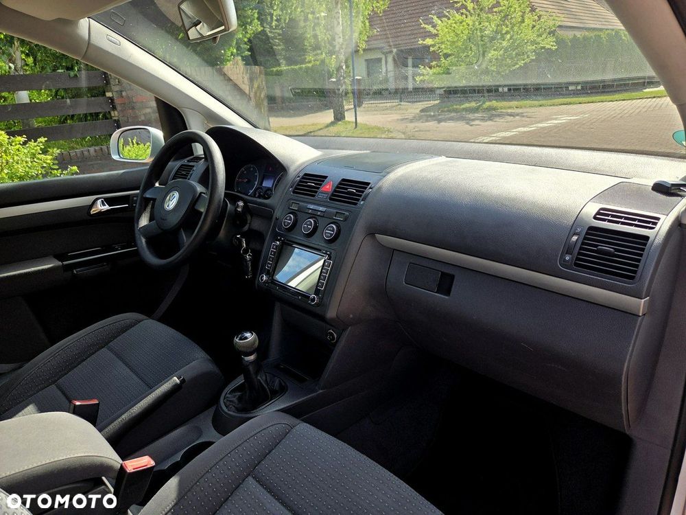 Volkswagen Touran 1.9 TDI Welcome - 6