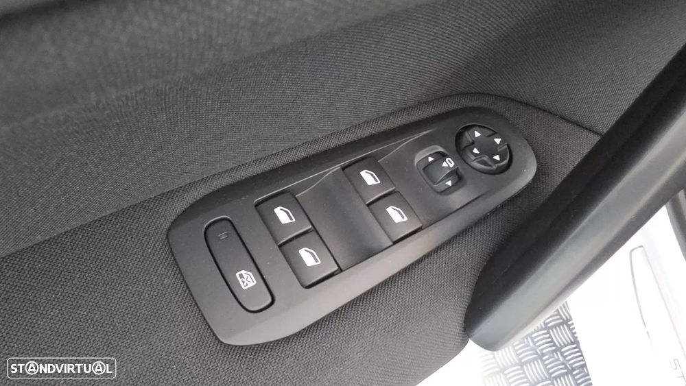 Peugeot 308 1.5 BlueHDi Style - 34