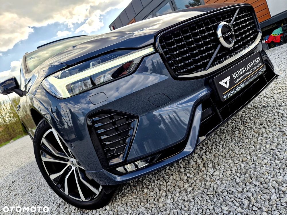 Volvo XC 60 B4 B Plus Dark - 4