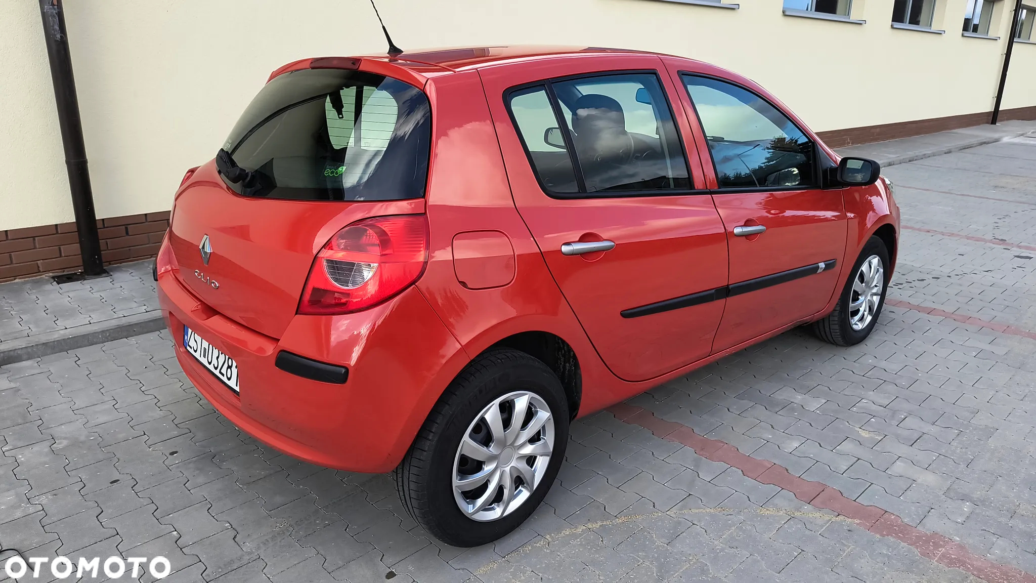 Renault Clio 1.2 16V Alize - 7
