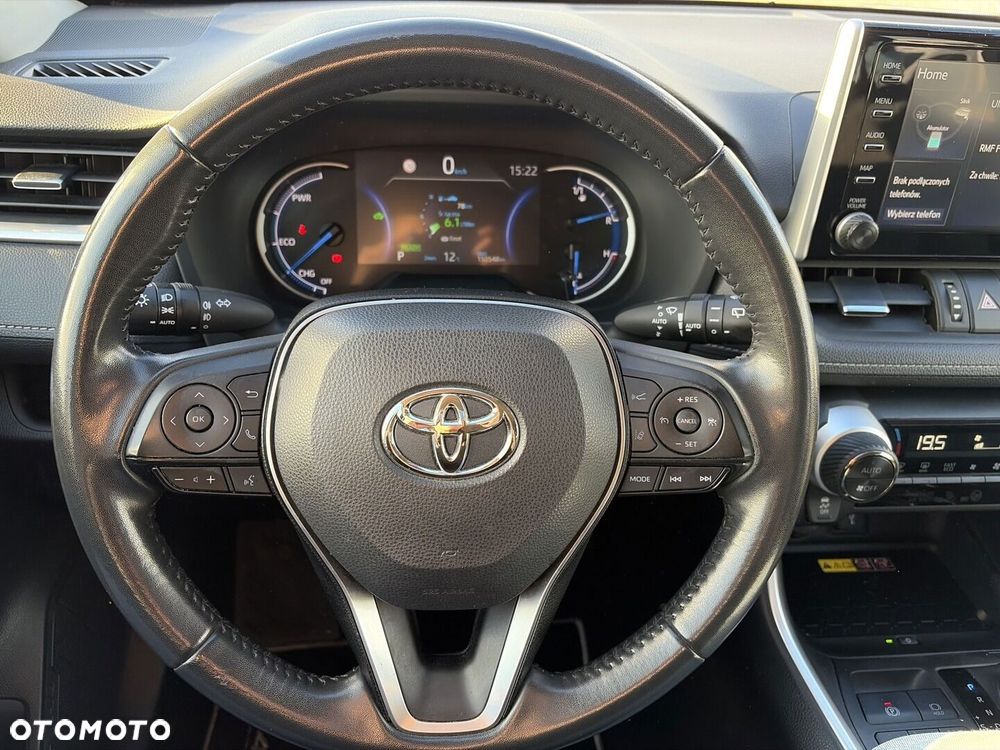 Toyota RAV4 - 18
