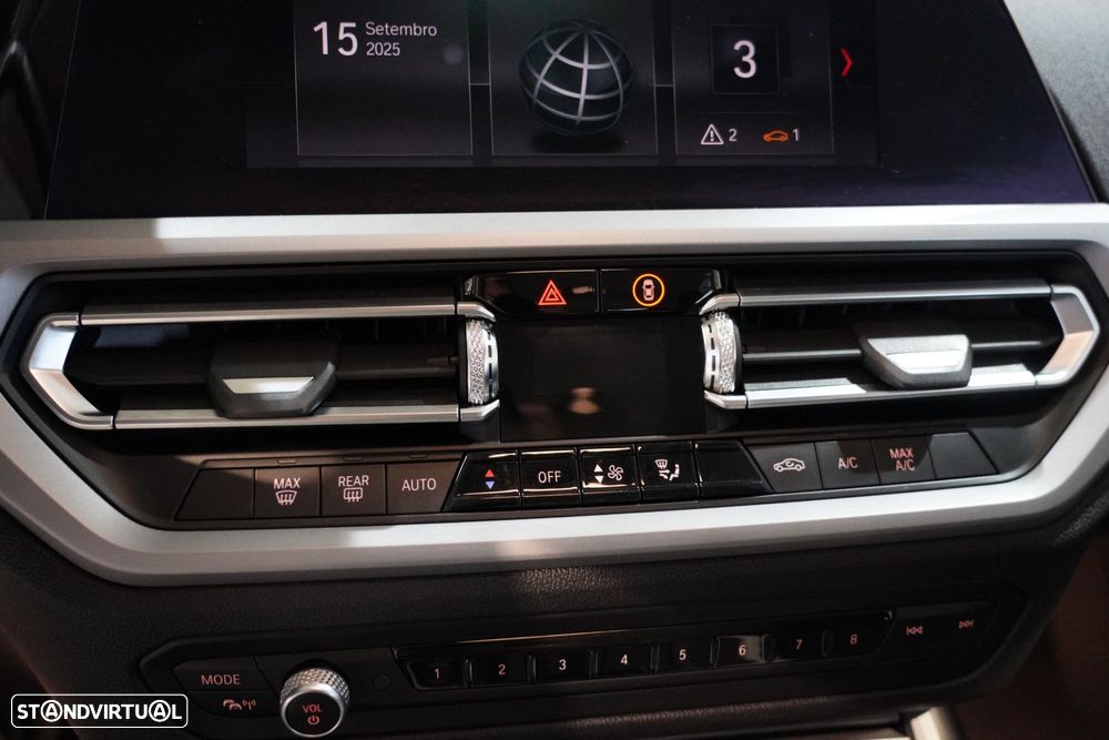 BMW 318 d Line Luxury - 11