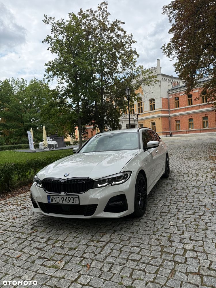 BMW Seria 3 320d xDrive M Sport Shadow - 16