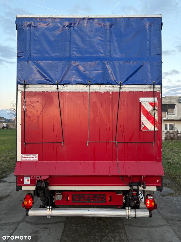 Mercedes-Benz Sprinter - 12