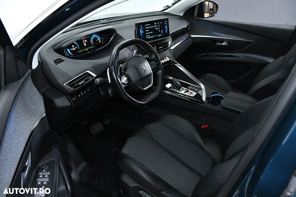 Peugeot 3008 Plug-In Hybrid 225 e-EAT8 Allure Pack - 27