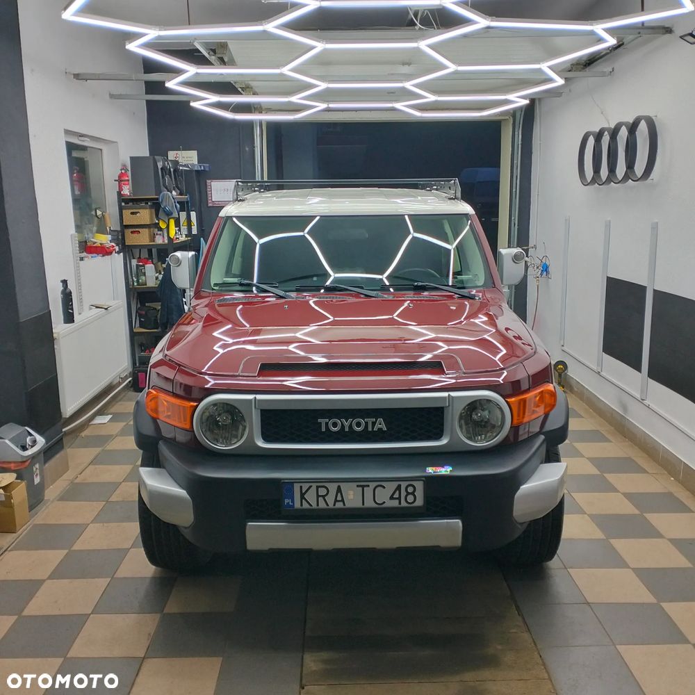 Toyota FJ - 6