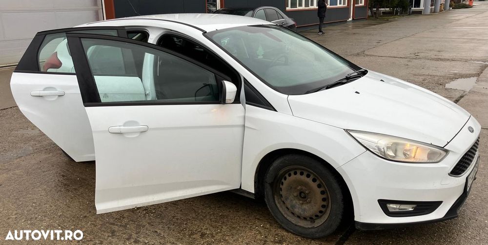 Ford Focus - 2