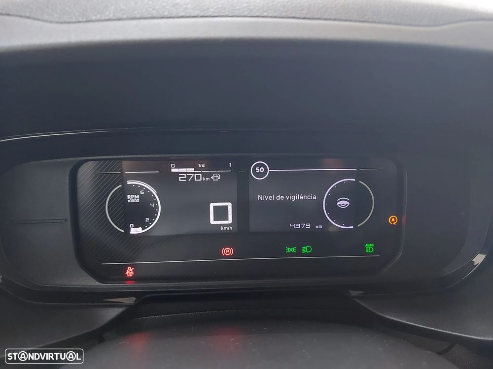 Opel COMBO XL - 26