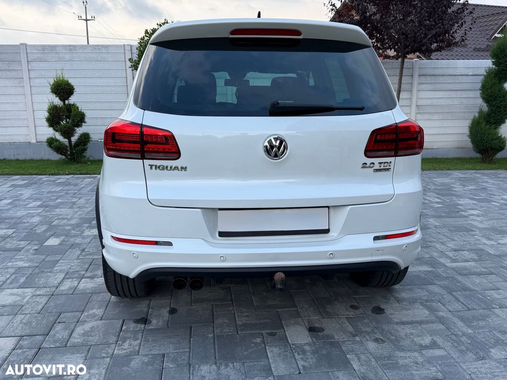 Volkswagen Tiguan 2.0 TDI 4Motion DSG Sport & Style - 9