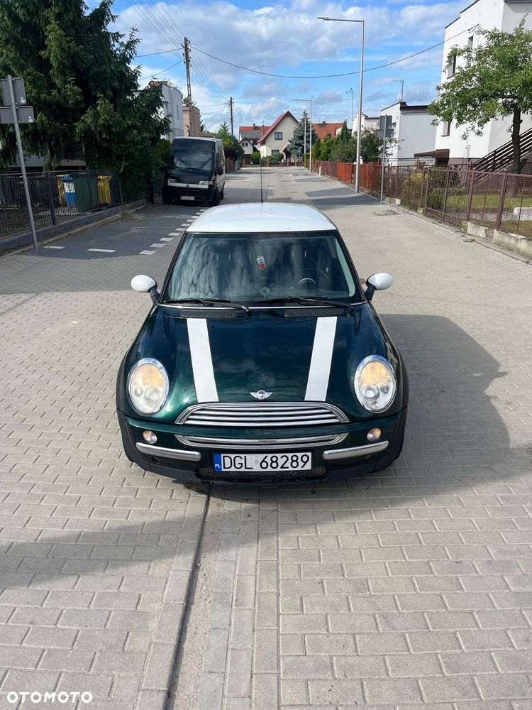 MINI Cooper Standard - 1