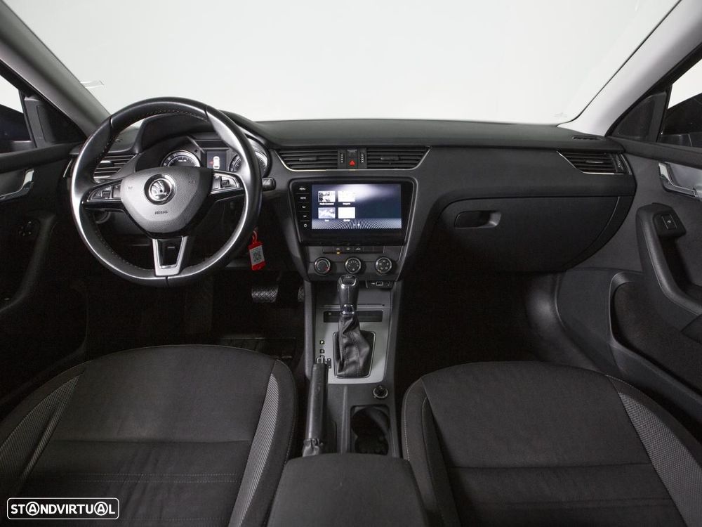 Skoda Octavia Break 2.0 TDI Ambition DSG - 6