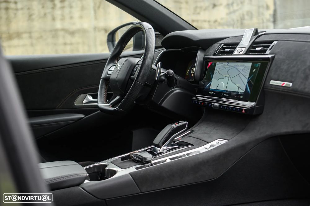 DS DS7 Crossback E-Tense Performance Line EAT8 - 23