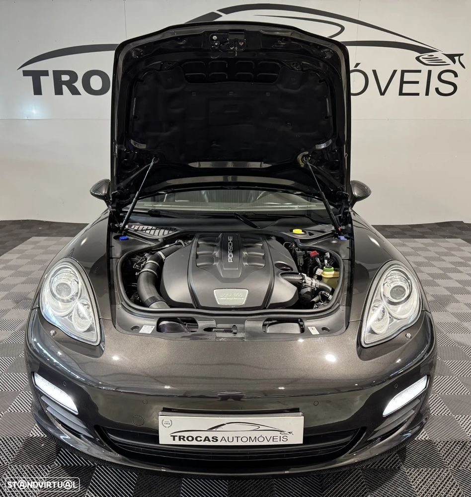 Porsche Panamera - 58