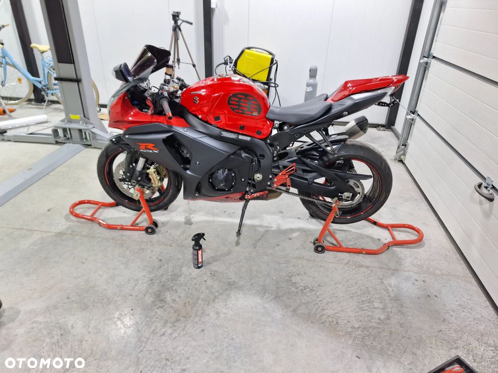 Suzuki GSX-R - 3