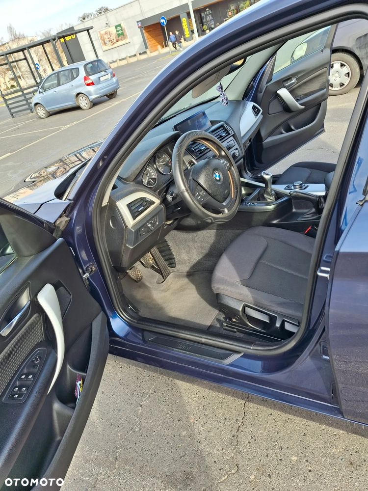 BMW Seria 1 116d EfficientDynamics - 6