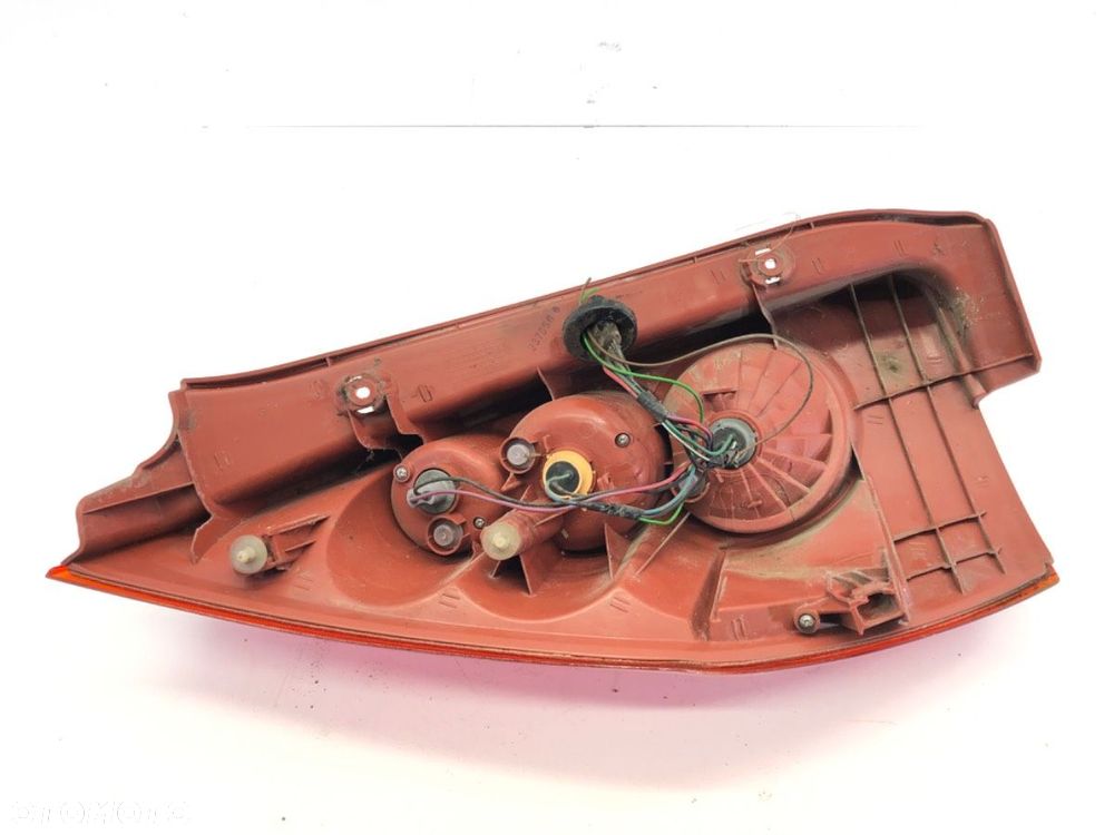 LAMPA PRAWY TYŁ  MAZDA 5 (CR19) 2005 - 2010 2.0 CD (CR19) 81 kW [110 KM] olej napędowy 2005 - 2010 - 3