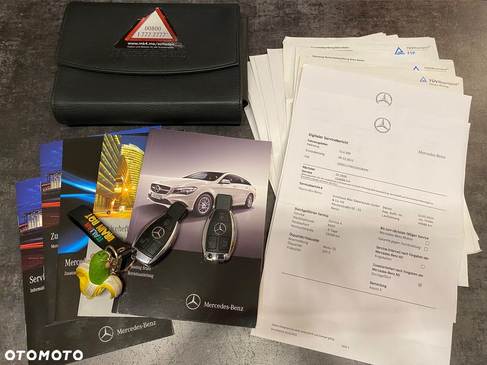 Mercedes-Benz CLA 200 7G-DCT AMG Line - 28