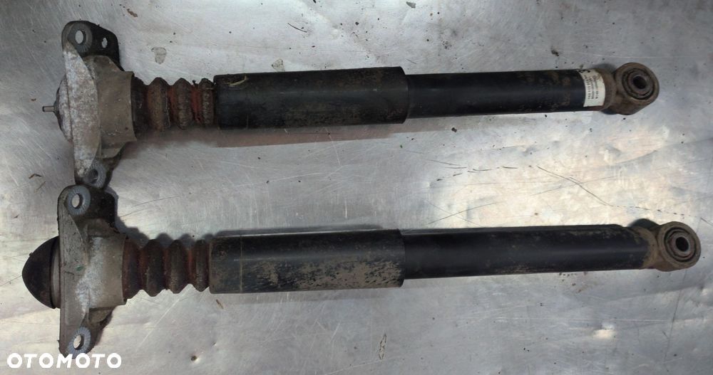 Jetta VI amortyzator tylny tył komplet 1,2TSI Fabia III Golf VI Seat Leon Audi Volkswagen