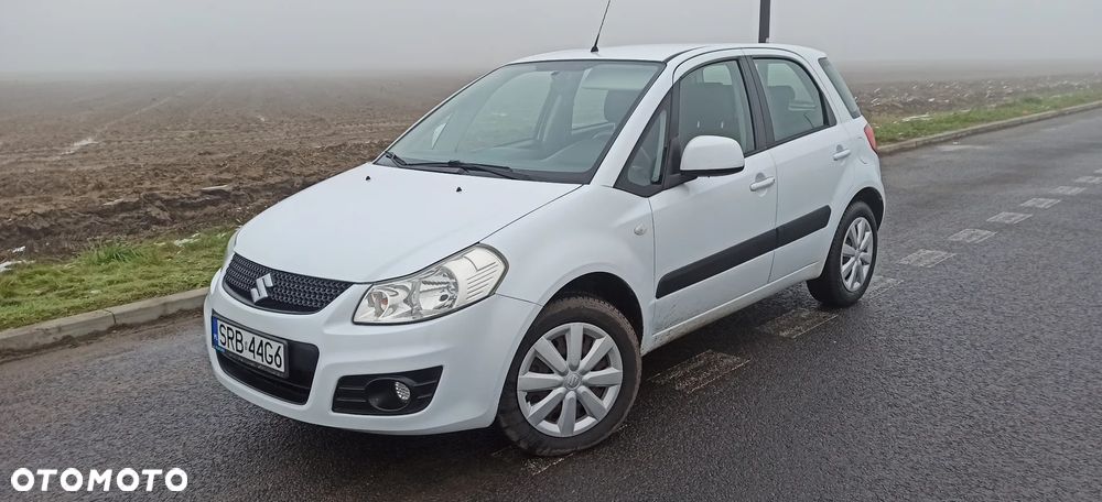 Suzuki SX4 - 1
