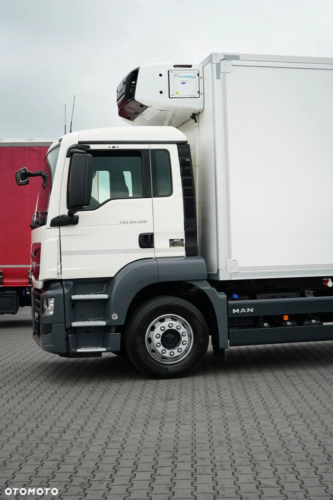 MAN TGS / 26.360 / EURO 6 / CHŁODNIA + WINDA - 36