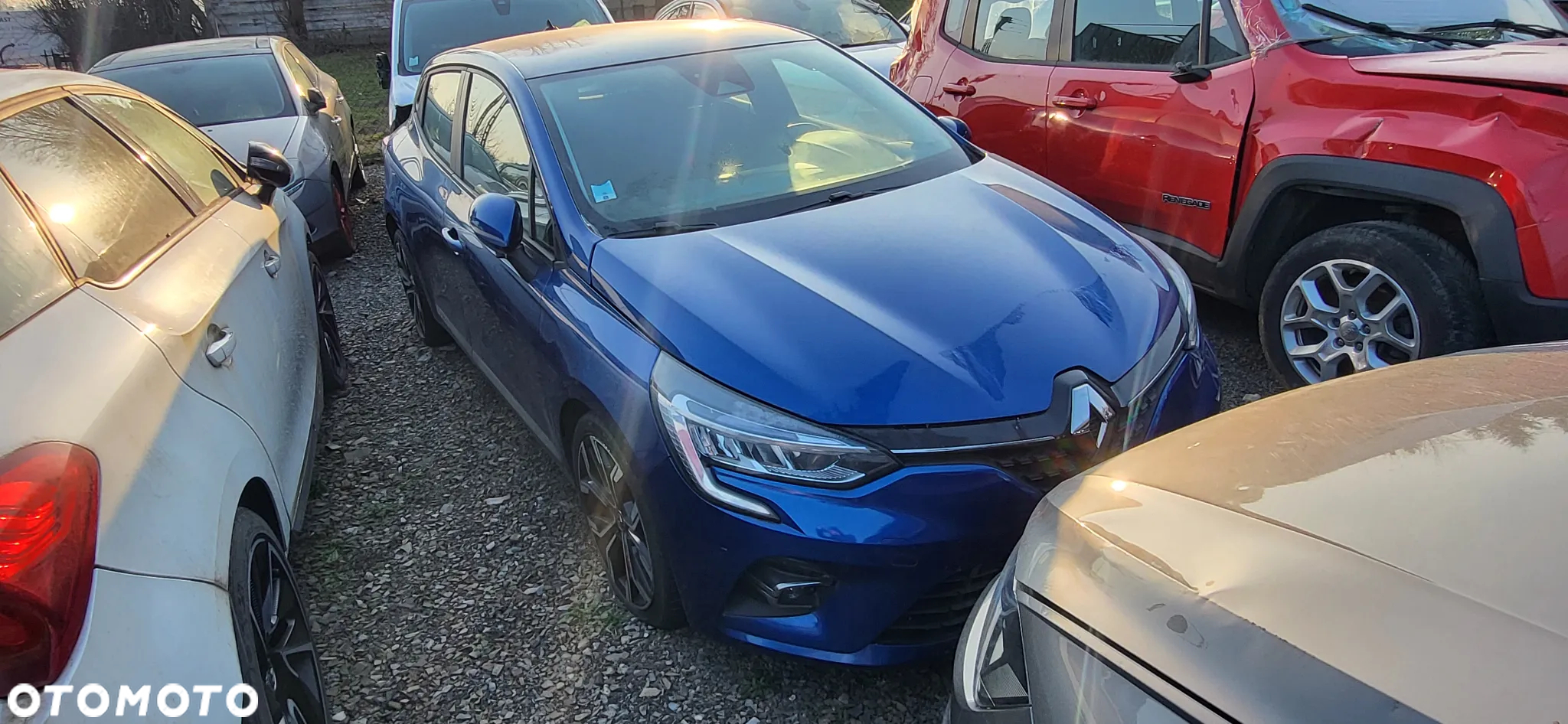 Renault Clio BLUE dCi 85 EXPERIENCE - 4