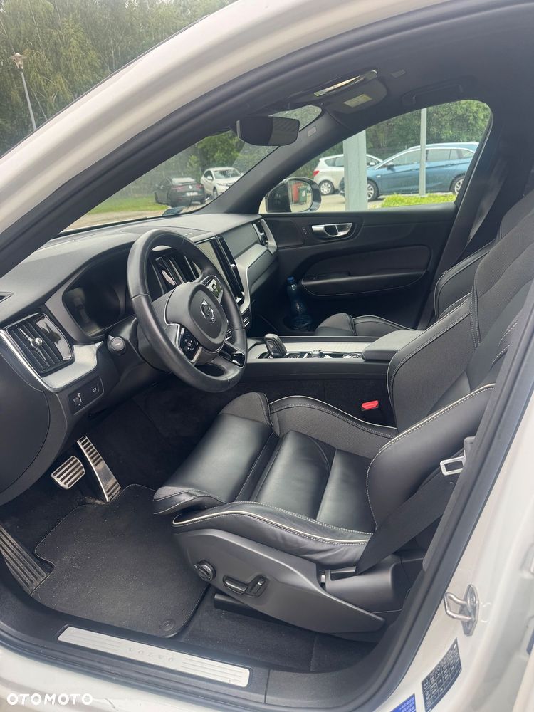 Volvo XC 60 B4 B R-Design - 6