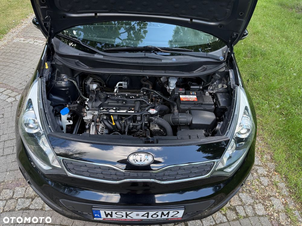 Kia Rio - 11