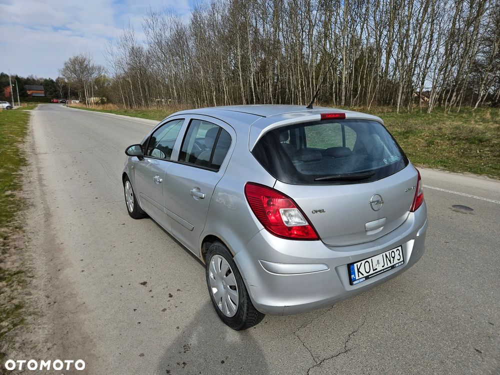 Opel Corsa 1.2 16V Enjoy - 3