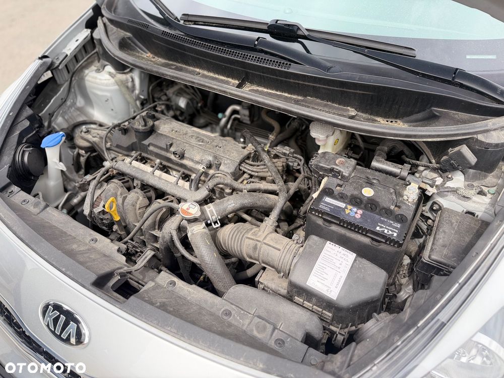 Kia Rio 1.2 Attract - 21