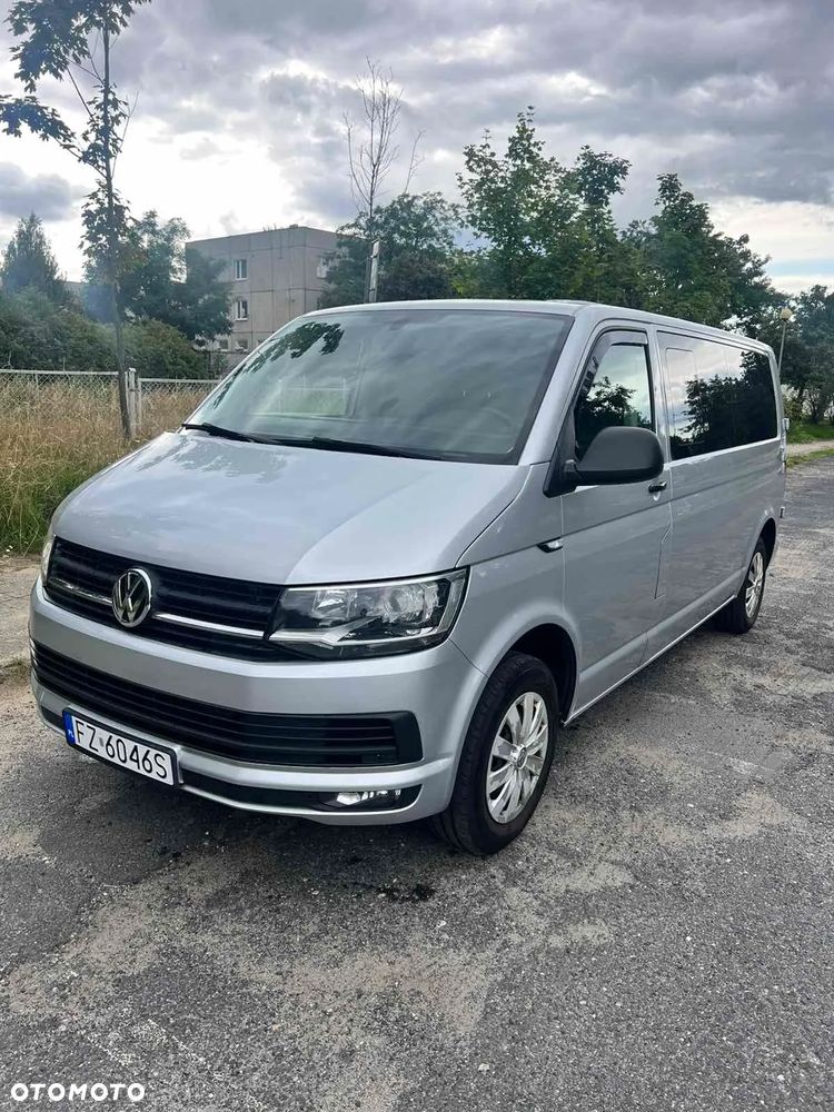 Volkswagen Caravelle - 2