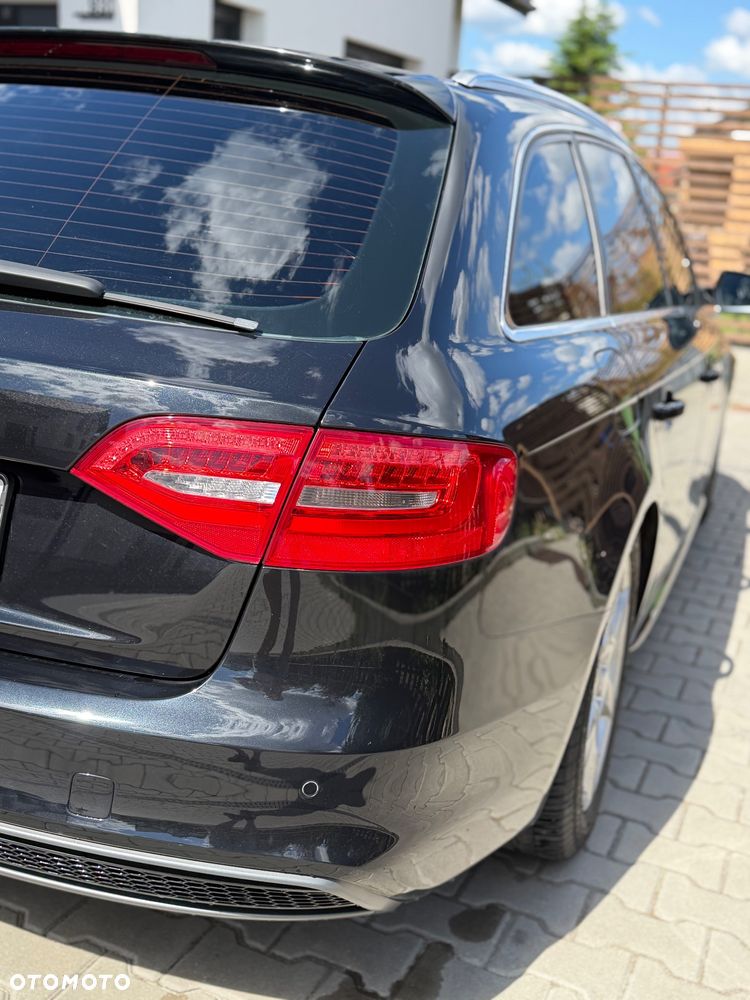 Audi A4 Avant 2.0 TDI DPF S line Sportpaket - 26