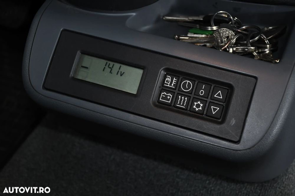 Mercedes-Benz Vito - 31