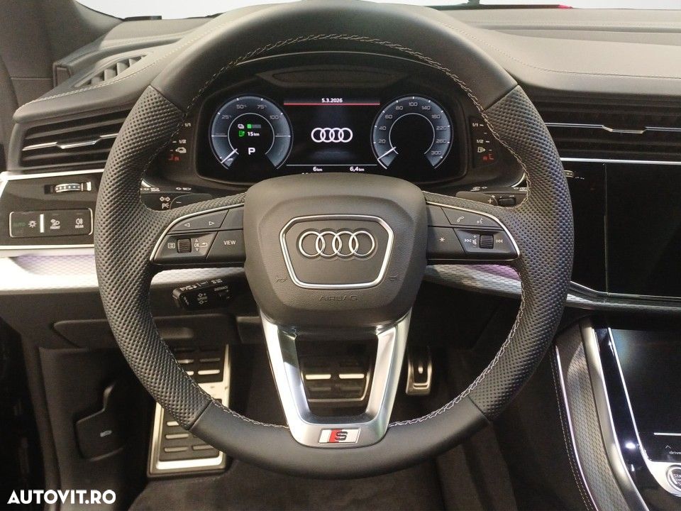 Audi Q8 - 9