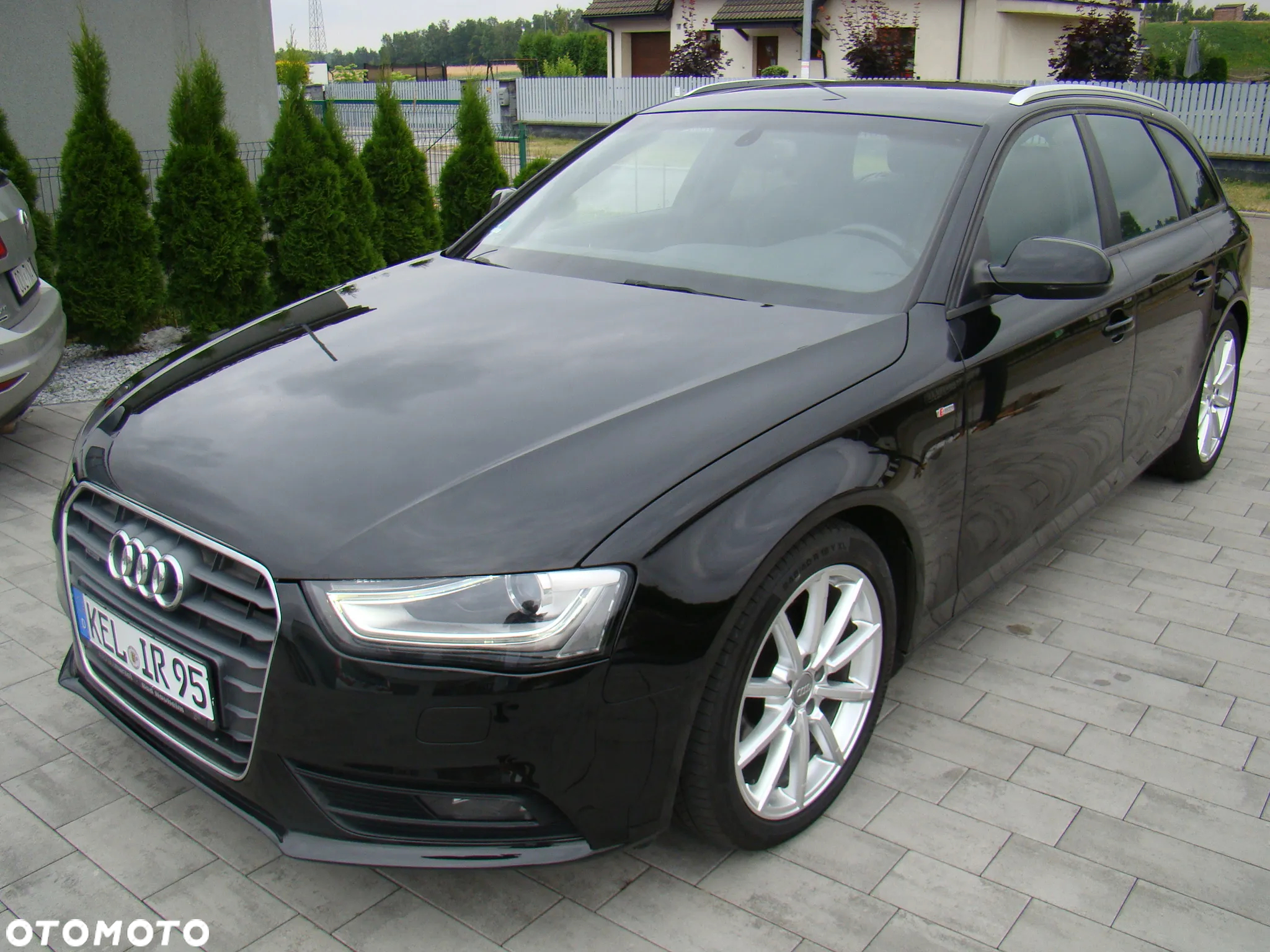 Audi A4 Avant 2.0 TDI DPF quattro S tronic S line Sportpaket - 5