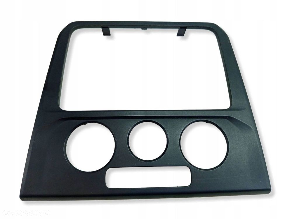 RAMKA RADIA KONSOLI KLIMATYZACJI Volkswagen Caddy 15-20 2K5858061H - 2