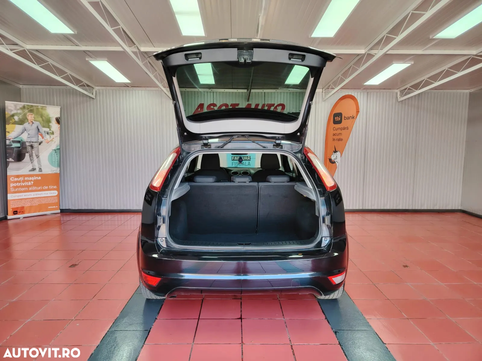 Ford Focus - 18