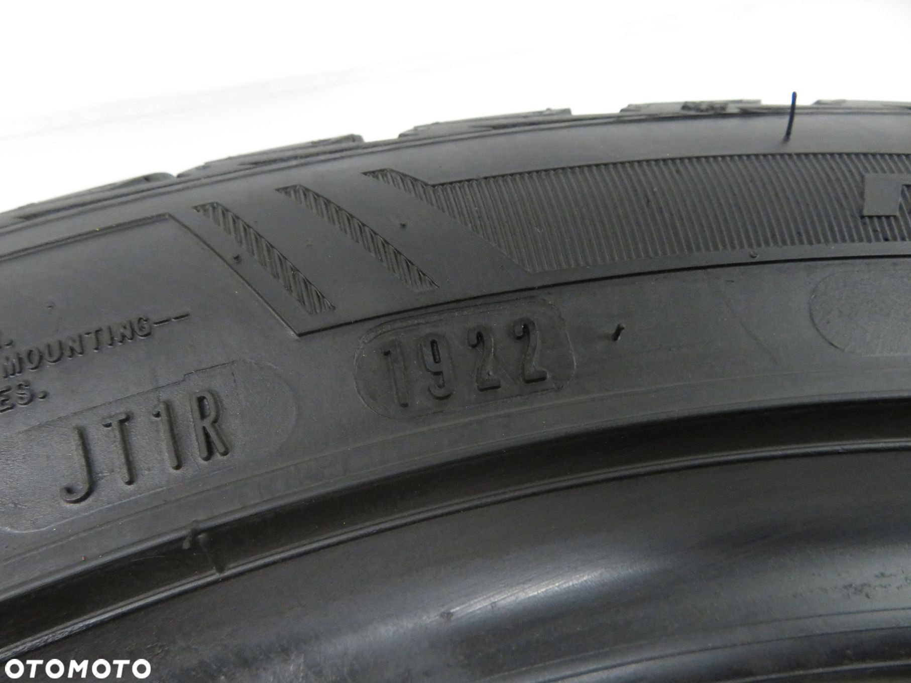 225/45R19 OPONA CAŁOROCZNA Goodyear Vector 4Seasons Gen-2 96W XL - 4