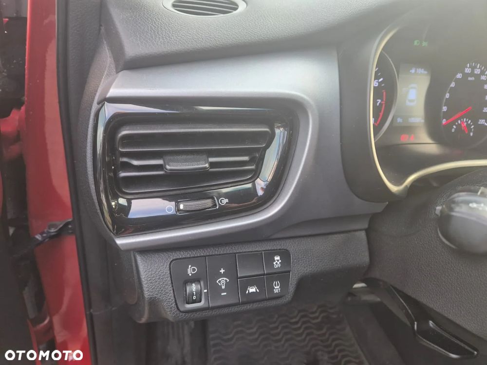 Kia Stonic 1.4 L - 21