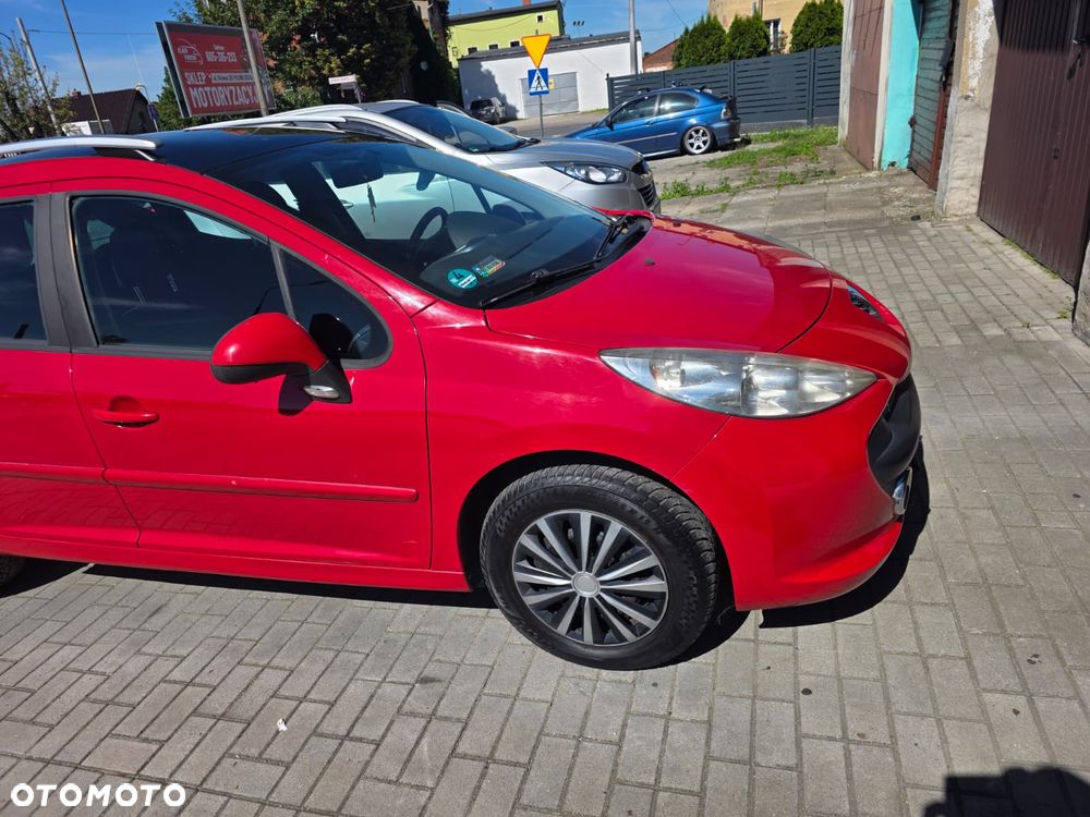 Peugeot 207 1.4 - 16