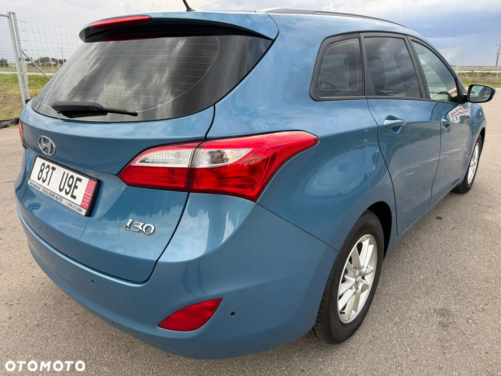 Hyundai i30 1.6 Premium - 14