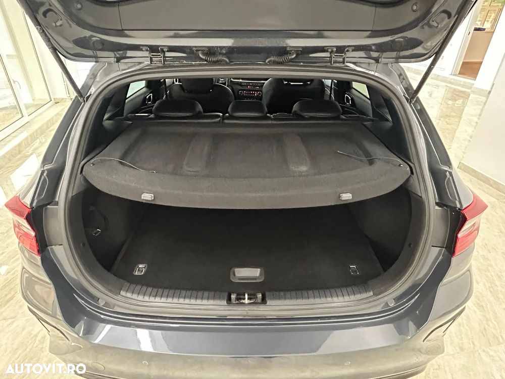 Kia Ceed 1.6 T-GDI 7DCT GT - 13