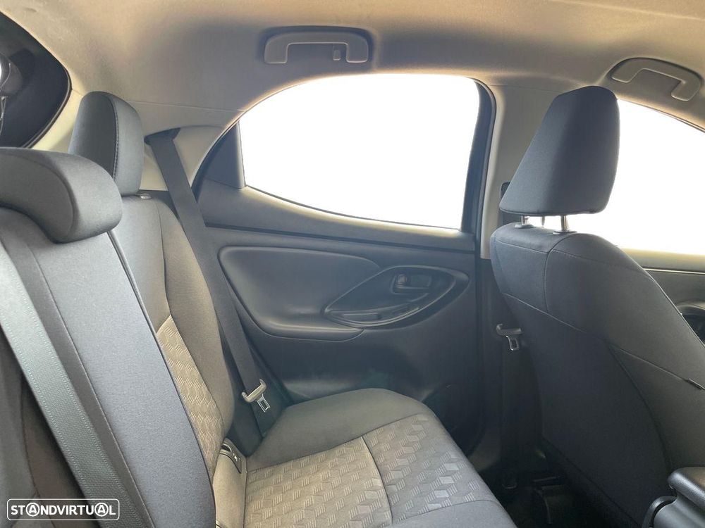 Toyota Yaris - 18