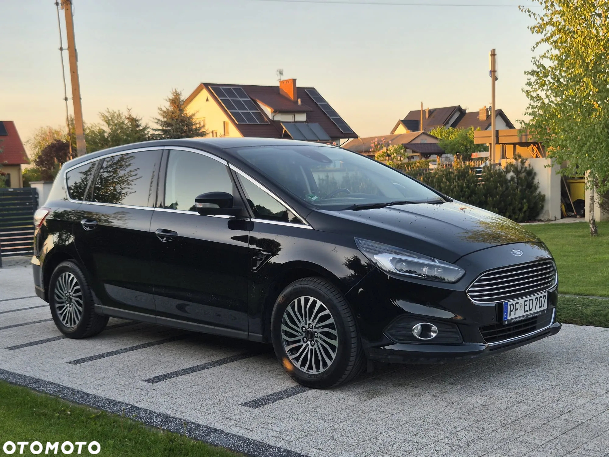 Ford S-Max 2.0 TDCi Titanium PowerShift - 26