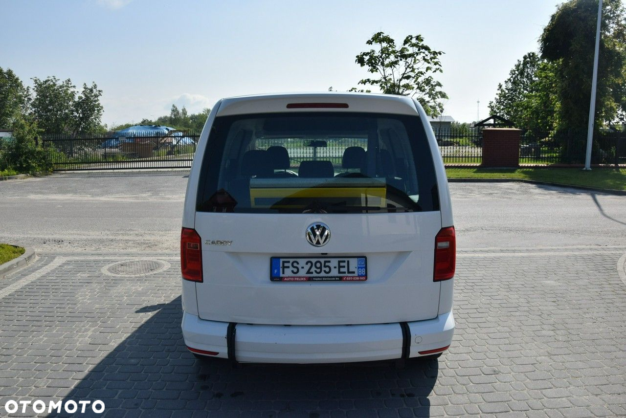 Volkswagen Caddy - 10