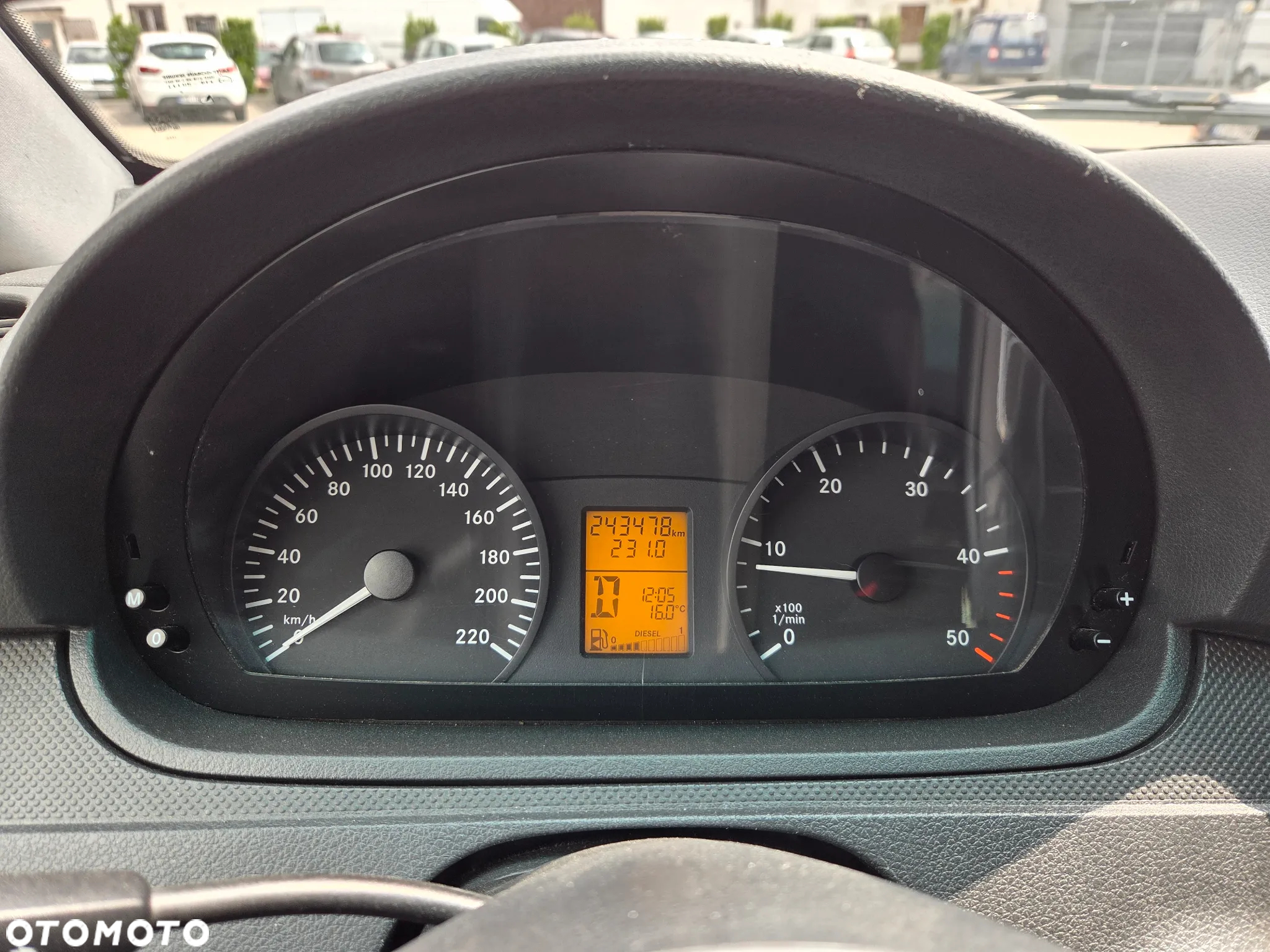 Mercedes-Benz VITO - 14